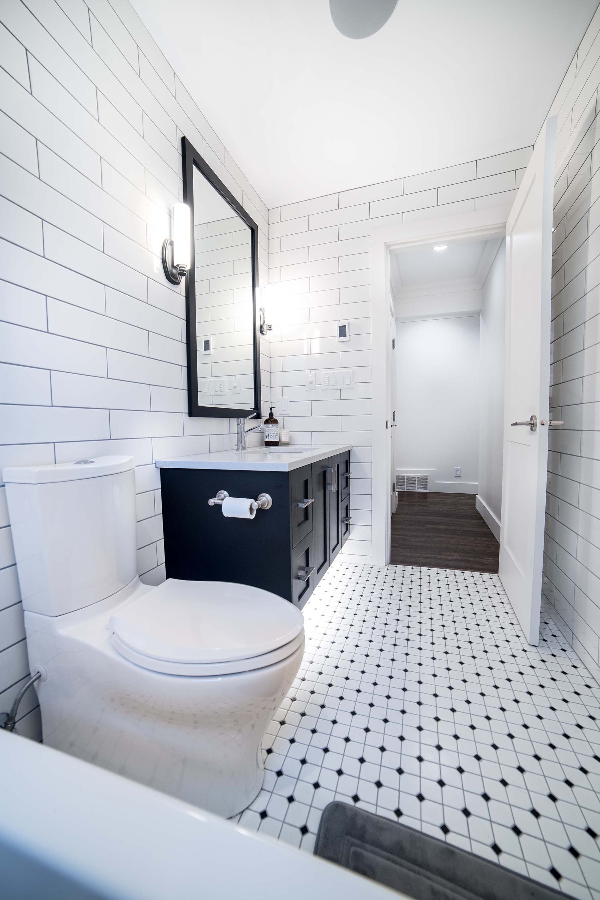 bathroom-tiles-toilet-sink