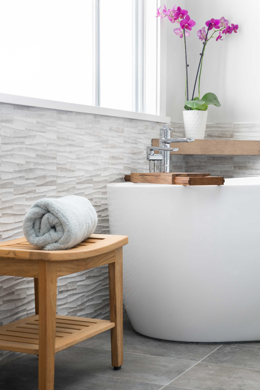 Port Coquitlam master bathroom with freestanding tub
