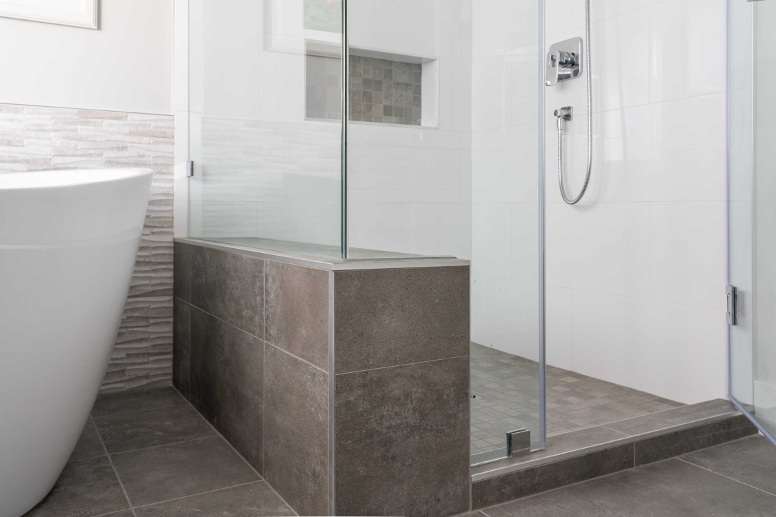 Port Coquitlam master bath ceramic matte tile