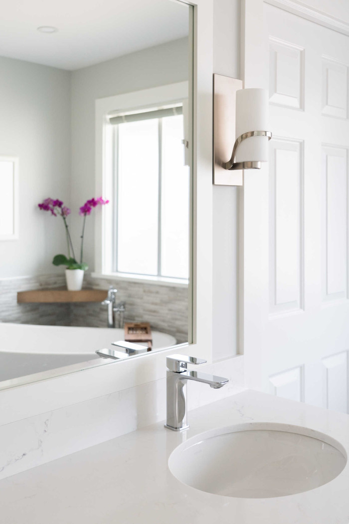 Port Coquitlam master bath round sink and faucet