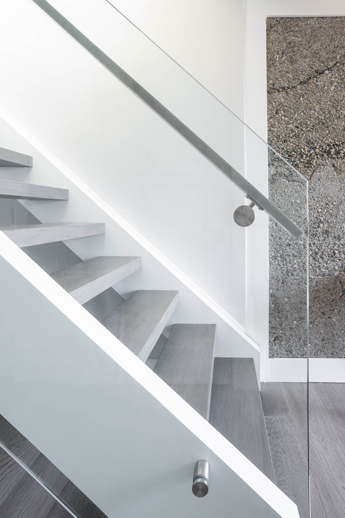 West Van remodel floating staircase with railings