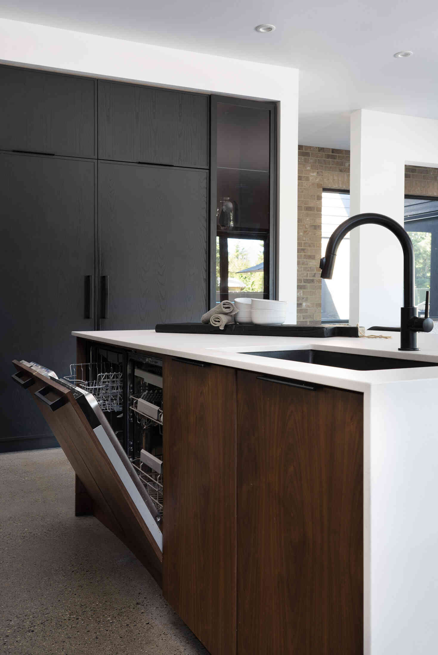 Modern panel-ready dishwasher
