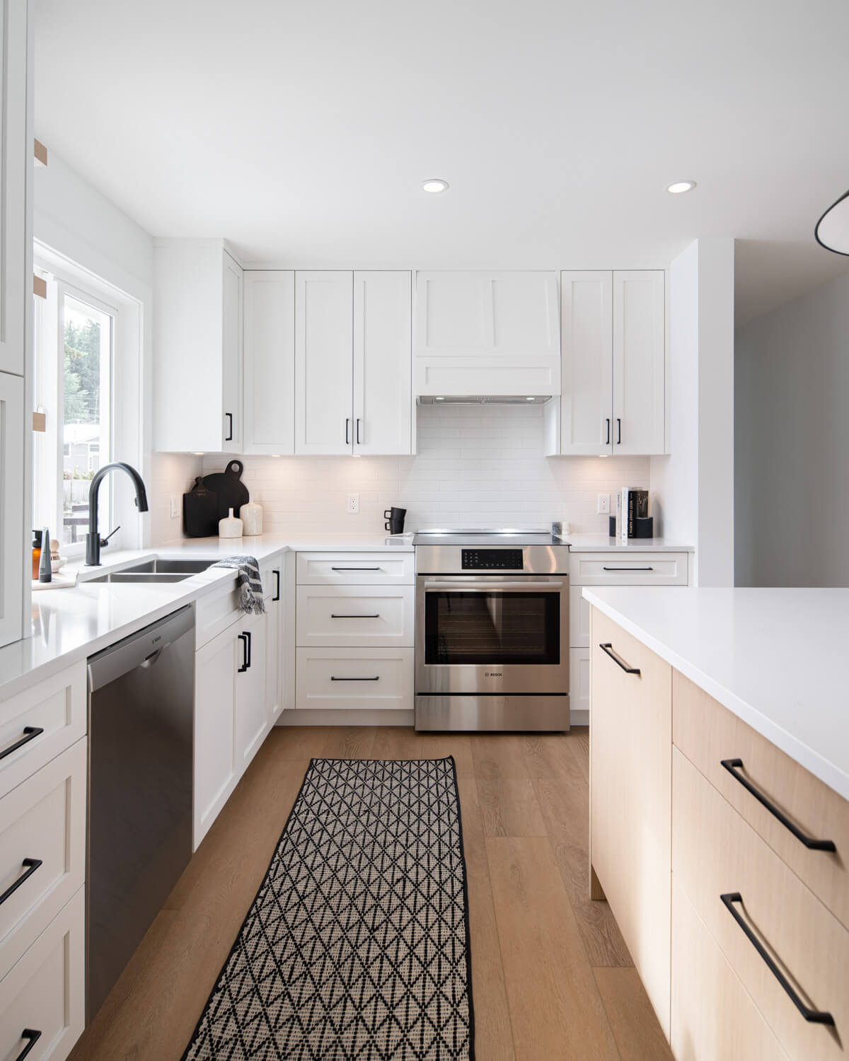 Seymour Dr - 853 (Coquitlam) - Novero Homes - 12