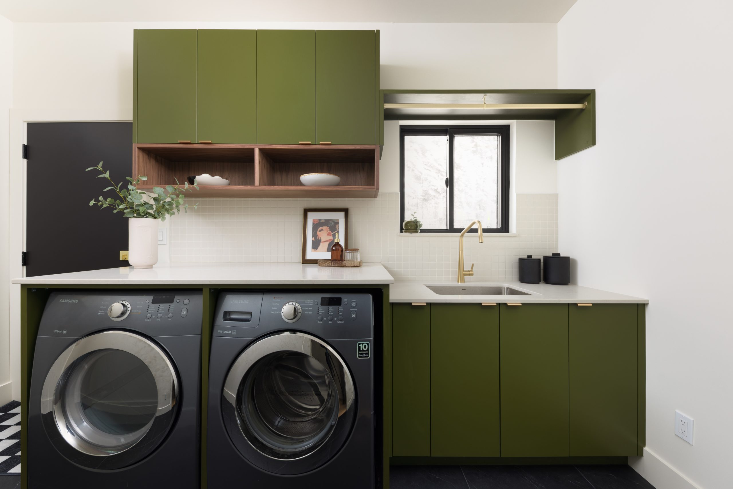 green laundry design port moody